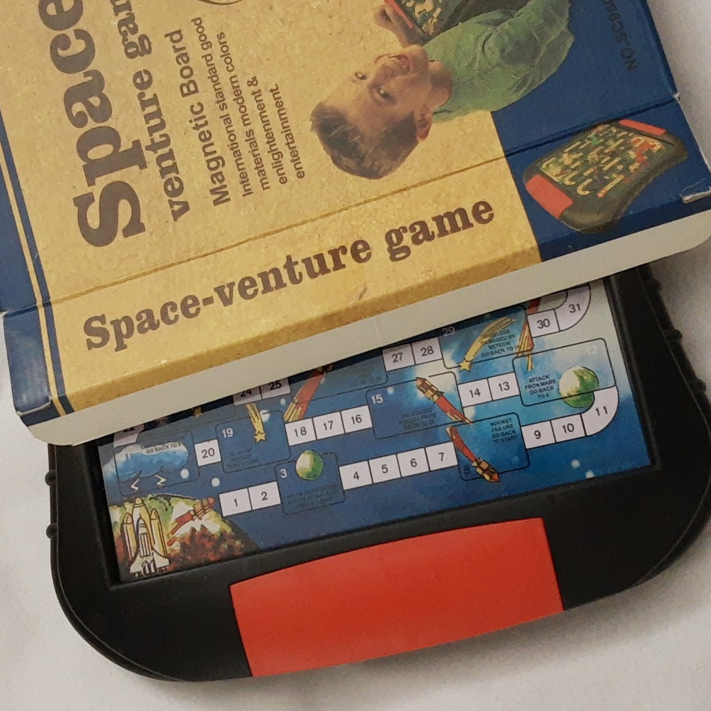 Space Venture Magnetic Board Game - Picture 8 of 12